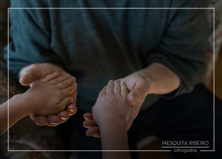 STJ permite o ajuizamento de ação declaratória de relação avoenga, mesmo que o genitor falecido não tenha investigado sua parentalidade biológica